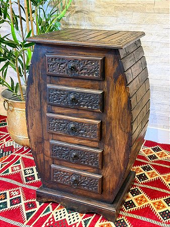 Gaveteiro em Madeira Entalhada - Pintado à Mão - Marrom