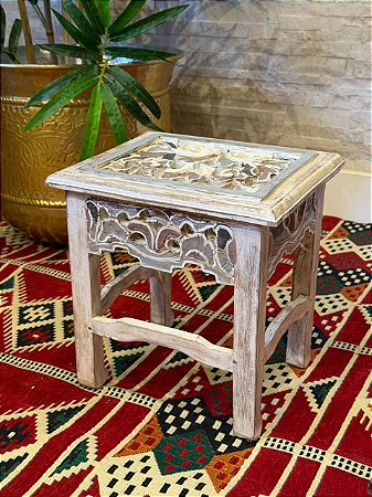 Mesa Madeira Entalhada - Pátina - 28CM