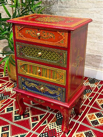 Gaveteiro em Madeira - Pintado à mão - 4 Gavetas - Vermelho e Colorido