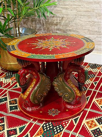 Mesa - Madeira - Pintado à Mão - Vermelha e Colorido
