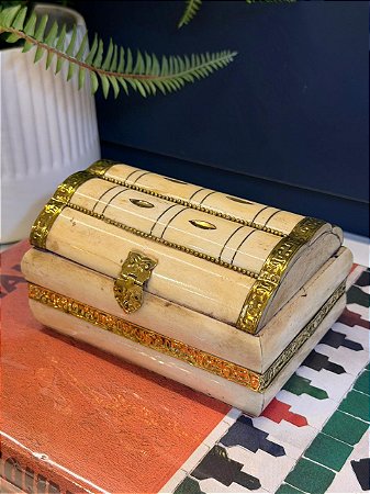 Caixa Decorativa - Porta Jóias - Osso e Metal - Dourado - 10x14
