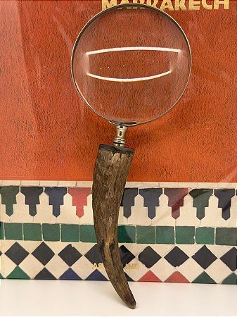 Lupa de Aumento - Metal - Madeira