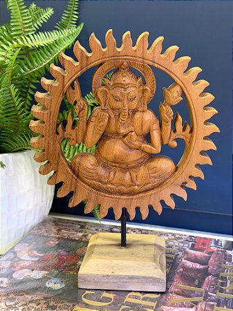 Escultura Ganesha - Decorativo - Madeira - Com Base