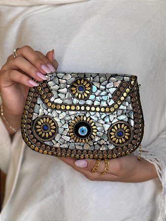 Bolsa Clutch em Metal - Madrepérolas e Dourado - Olho Grego - Com Alça
