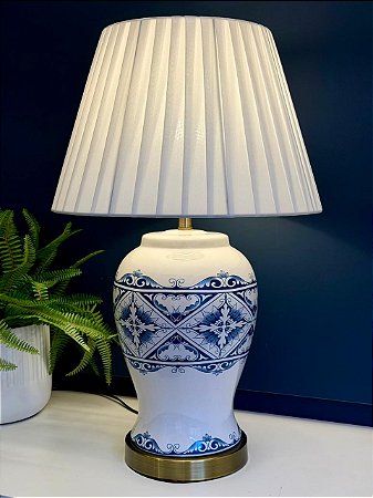 Abajur - Cerâmica - Branco e Azul com Cúpula