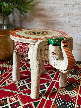 Banqueta - Elefante - Madeira - Pintado á mão - Branco e Colorido - 37cm