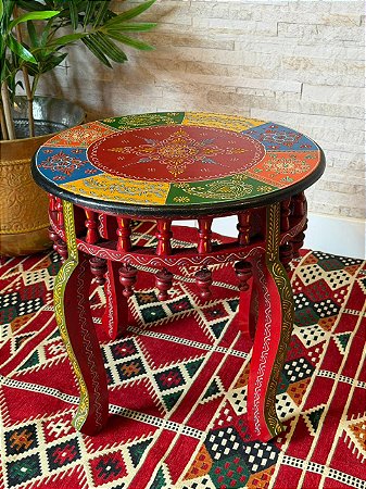 Mesa - Madeira - Pintado à Mão - Vermelho e Colorido