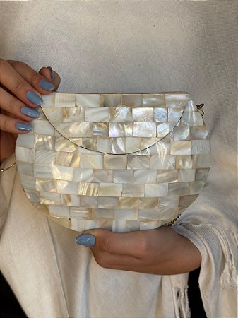 Bolsa Clutch em Metal - Madrepérolas - Com Alça