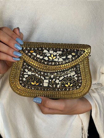Bolsa Clutch em Metal - Branco e Dourado - Com Alça