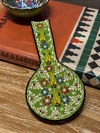 Descanso de Colher - Turco - Cerâmica - Verde Claro e Colorido
