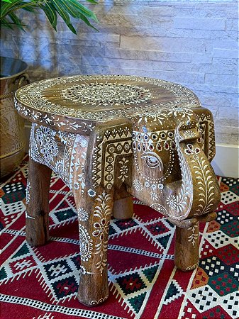 Banqueta - Elefante - Pintado à Mão - Madeira e Branco - 38cm