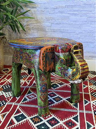 Banqueta - Elefante - Madeira - Pintado à mão - Verde e Colorido - 37cm
