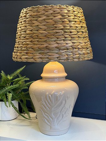 Abajur - Cerâmica - Coral - Bege com Cúpula de Palha
