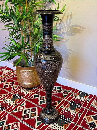 Vaso - Bronze Burilado - Preto e Dourado - 90CM