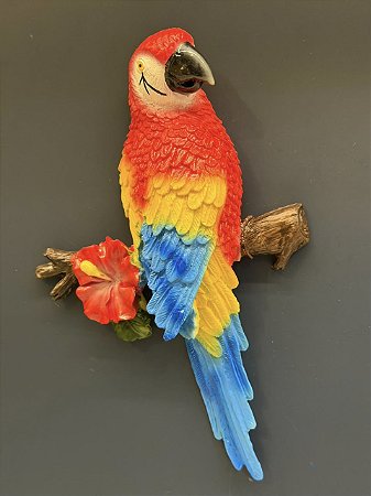 Escultura de Parede - Arara - Decorativa - Resina - Vermelho e Colorido - 31CM