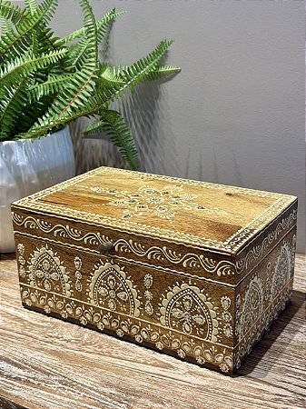 Caixa Decorativa - Porta Joias - Madeira - Pintado à mão - 16X25CM