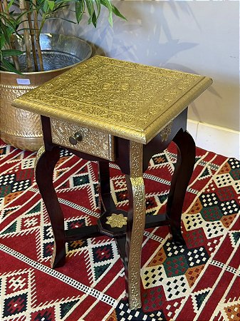 Mesa Gaveteiro - Madeira e Metal - Dourado