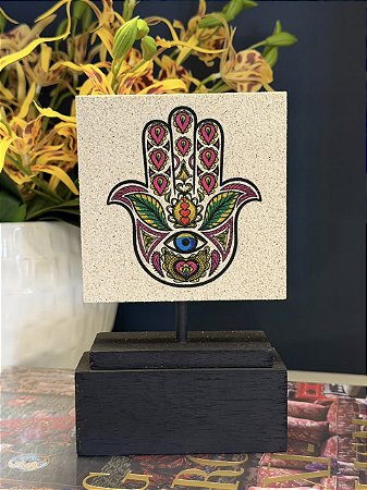 Escultura Hamsa - Mão de Fatima - Madeira e Pedra de Sabão - Pintado à mão - Colorido