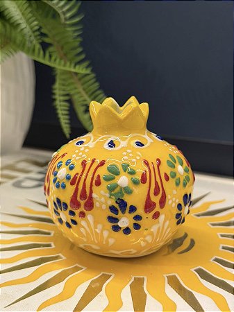 Romã Decorativa - Cerâmica - Pintado à mão - Turquia - Amarelo - 7,5CM