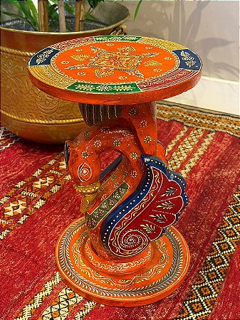 Mesa - Madeira - Pintado à Mão - Laranja e Colorido