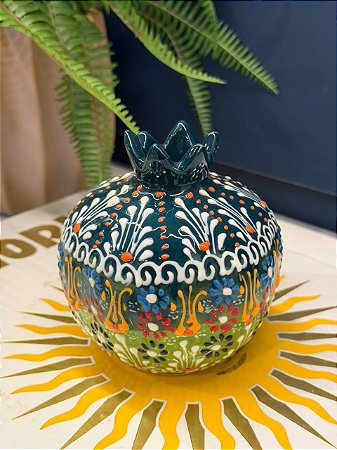 Romã Decorativa - Cerâmica - Pintado à mão - Turquia - Verde Escuro e Verde Claro - 11CM