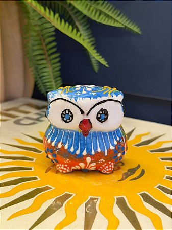 Coruja Decorativa - Cêramica - Pintado à mão - 6cm - Azul e Laranja