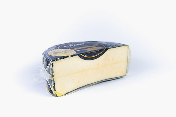 Queijo Famoso Capa Preta - 1/2 Peça - 500g  - Alagoa