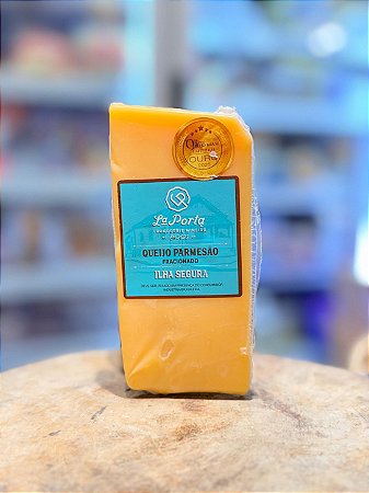 Queijo Parmesão tipo Grana - Ilha Segura - 180g - La Porta