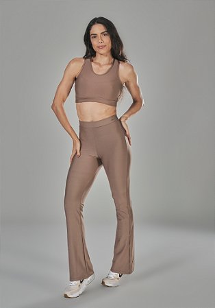 Calça Fitness Premium Flare Sensitiva Feminina