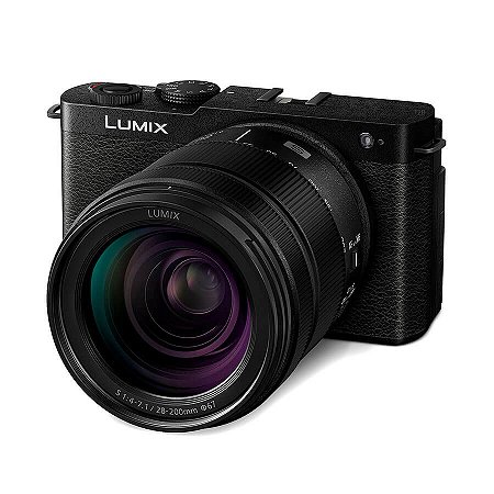 Câmera Panasonic Lumix S9 Mirrorless Full Frame com lente 28-200mm f/4-7.1