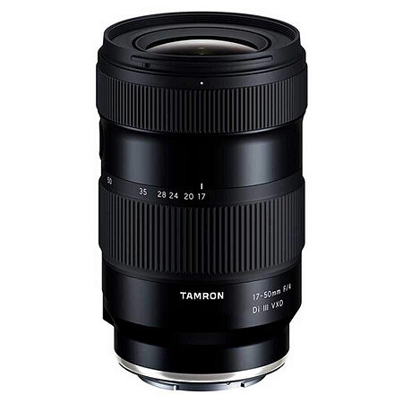 Lente Tamron 17-50mm f/4 Di III VXD para Sony E