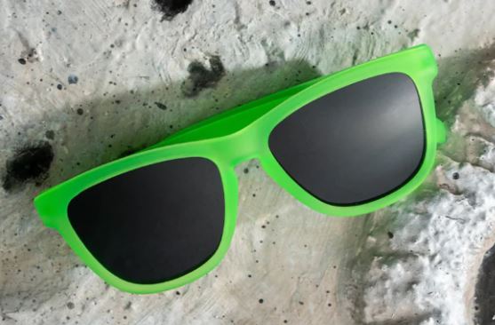 OCULOS DE SOL GOODR HOT ALIEN SUMMER