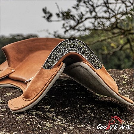 Sela N°3 Anatômica Chapeada COM Gato - Cor Mostarda