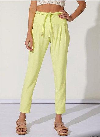 Calça em Viscose Afunilada