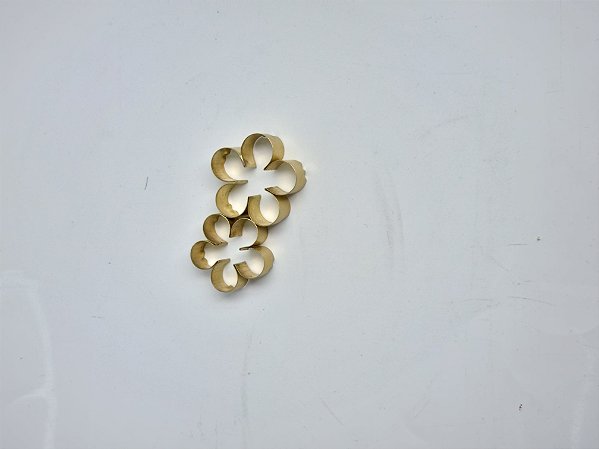 Cortador de metal (cerejeira) UNIDADE - 107