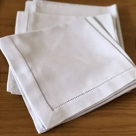 GUARDANAPO DE MESA BRANCO