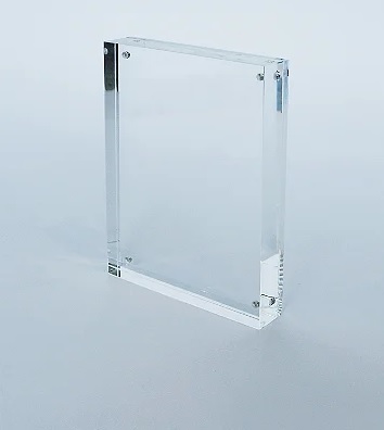 PORTA RETRATO IMÃ EM ACRÍLICO CRISTAL - M