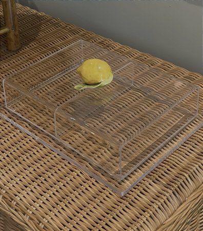 PORTA FRIOS E FRUTAS COM DIVISÃO LIMÃO EM ACRILICO