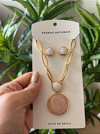 Colar Madrepérola e Quartzo Rosa - Dourado