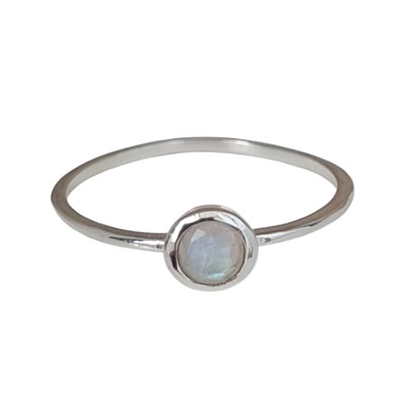 Anel Pedra da Lua Redondo de Prata 925
