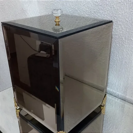 Lixeira de espelhos bronze com detalhes Dourado