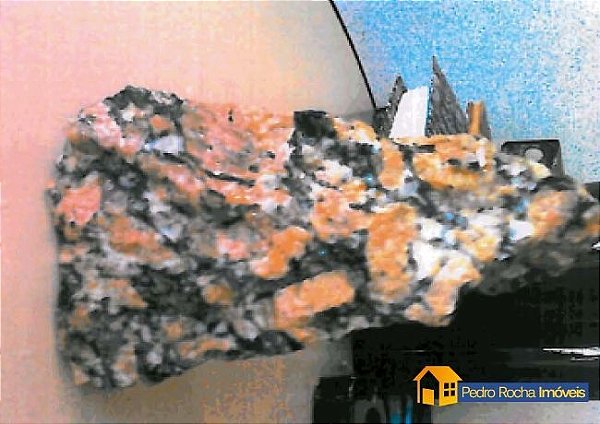 Terreno para grandes empreendimentos  -com Pedreira de granito especial, vendo registro no DNPM, no Arsenal em São Gonçalo