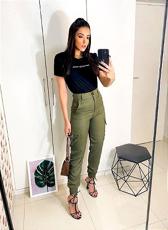 calça alfaiataria verde militar