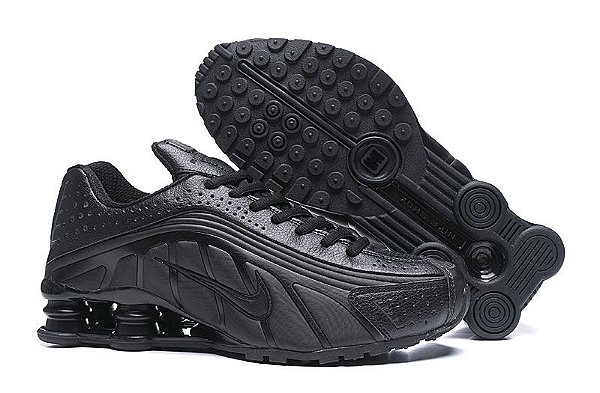 Tênis Nike Shox r4 2020 preto triple black autêntico famoso 4 molas  importado tamanho 44 pronta entrega - airmaxes