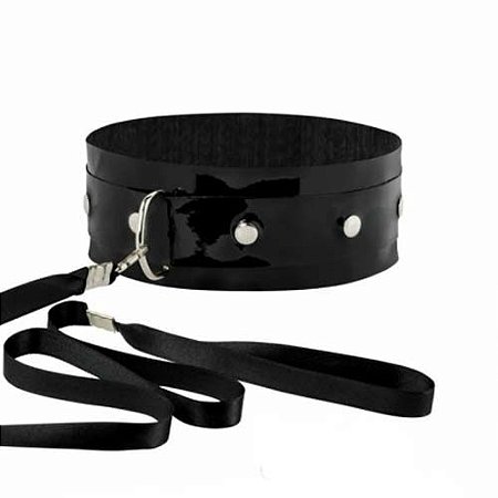 COLEIRA SADO EM COURO SINTÉTICO COM GUIA REGULAVEL
