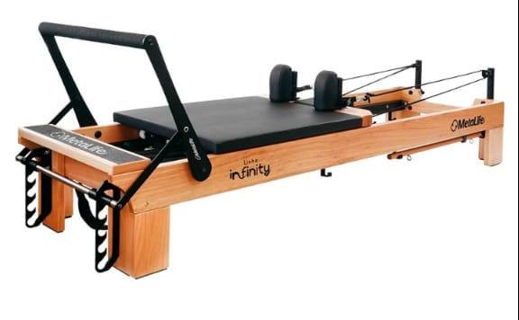 Reformer Infinity 2024 Preto MetaLife
