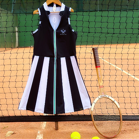 vestido  de TENNIS |RYBAKINA| .  estampa  RAIO DE LUZ _ BLACK  . ÖTA TENNIS CLUB
