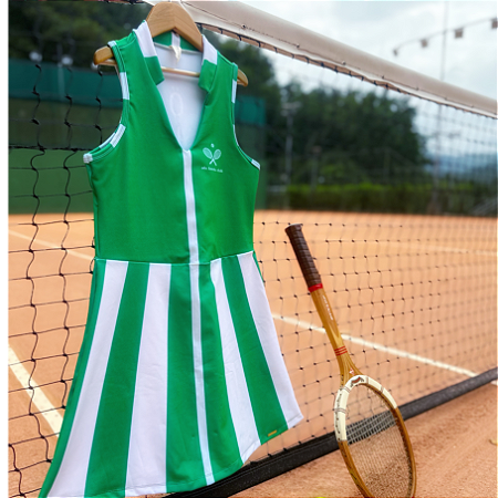 vestido  de TENNIS |RYBAKINA| .  estampa  RAIO DE LUZ_GREEN . ÖTA TENNIS CLUB