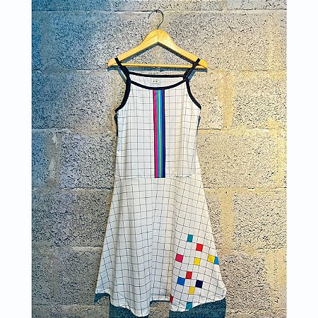 vestido  de TENNIS E BEACH TENNIS | SERENA| .  estampa SQUARE BLACK&WHITE . OTA TENNIS CLUB