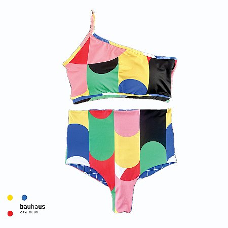 CONJUNTO BEACH TENISTA/SURF COM TOP PIGOSSI E HOT PANT . estampa GEOMETRIA BHS1. BAUHAUS.OTA TENNIS CLUB